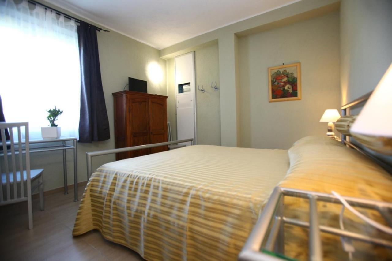 Il Vecchio Mulino Di Bairo Pension Kamer foto
